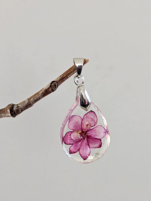 Robs Zipper Zapper African Violet Flower Preserved In A Resin Pendant