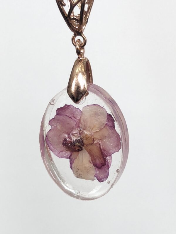 Ness Satin Rose African Violet Preserved In A Resin Pendant - Image 5